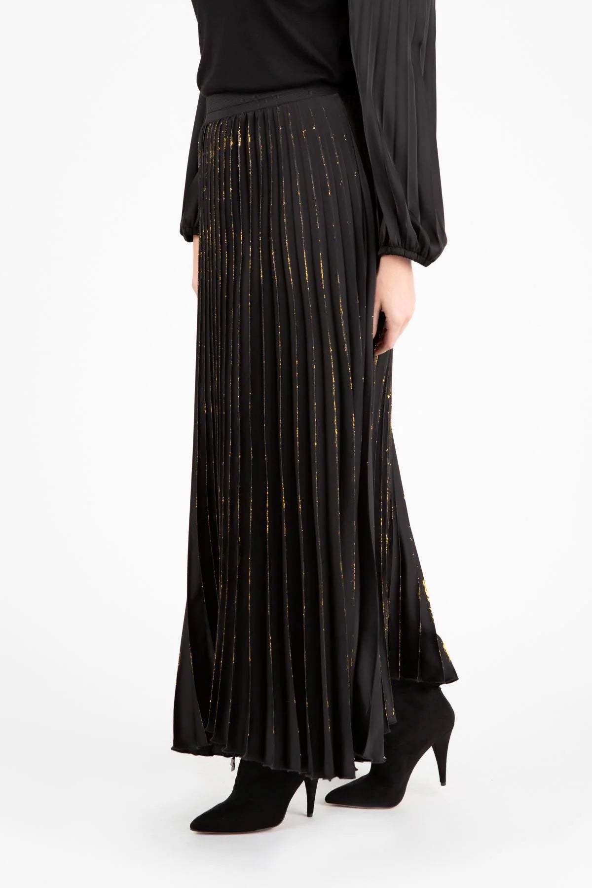 Glittery Pleated Skirt