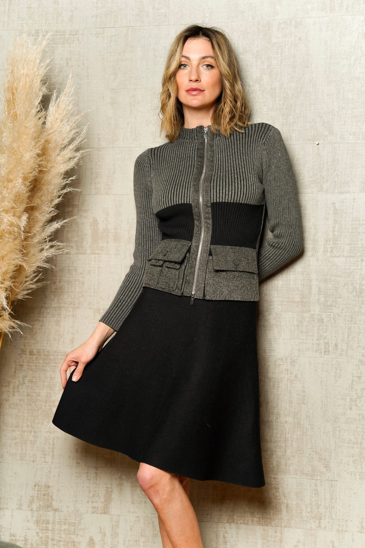 Grey Ribbed Zipper Pocket Sweater
