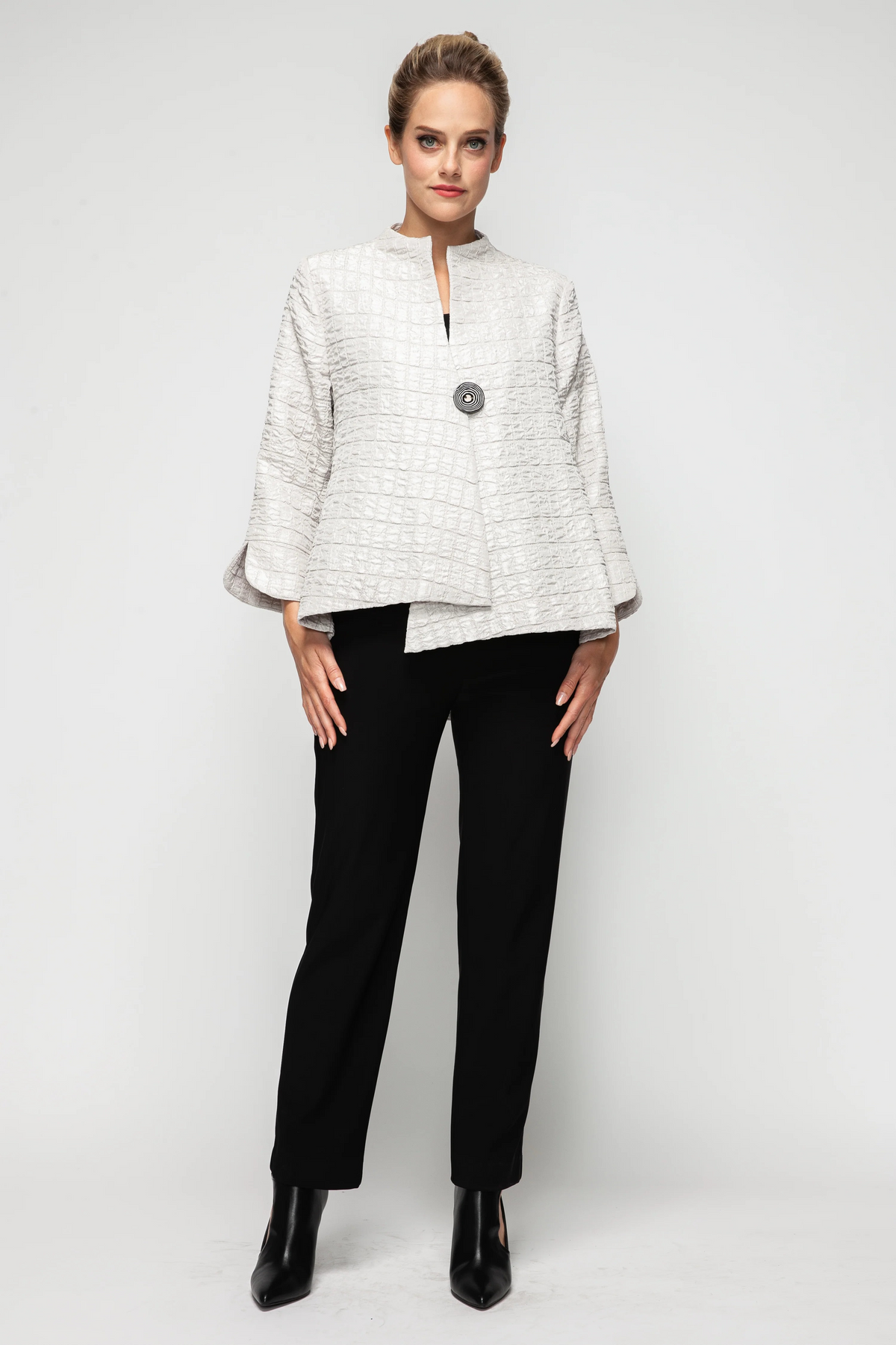 IC COLLECTION Taupe Crinkle Jqd One Button Jacket 6288J