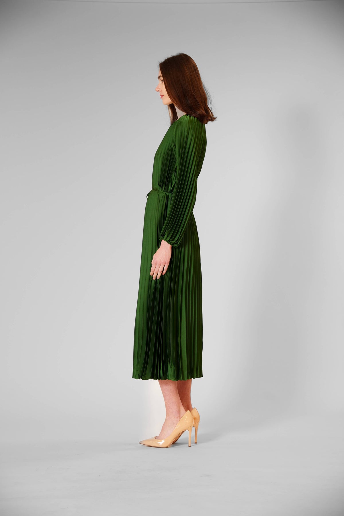 PLEATED LONG SLEEVE WAIST TIE MAXI DRESS
