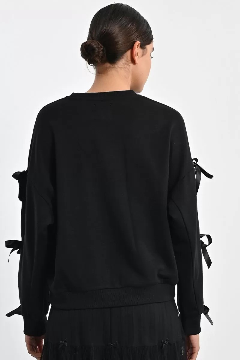Black Sweatshirt With Fancy Bows