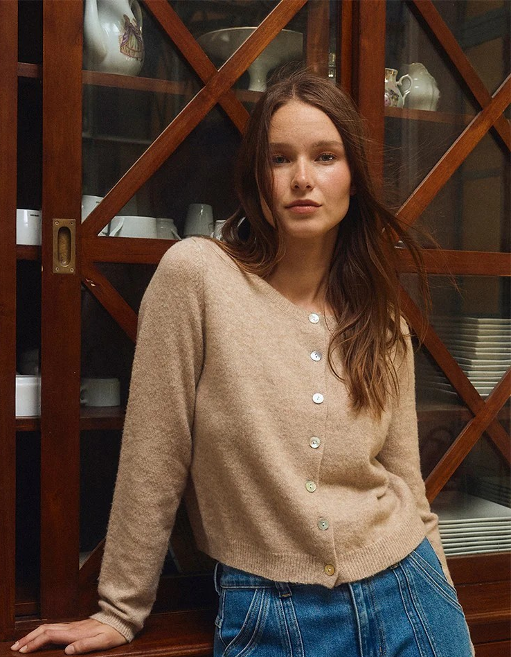 LADIES KNITTED CARDIGAN