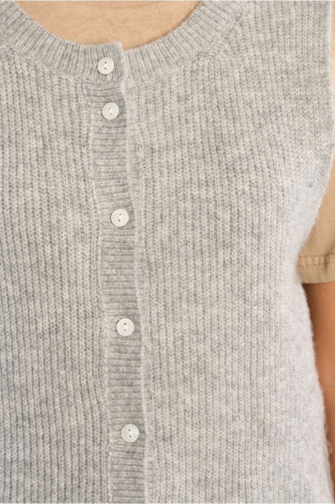 Sleeveless Buttoned Cardigan