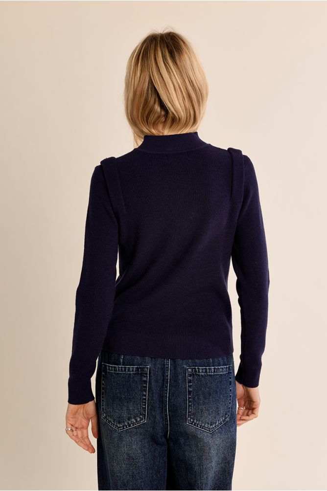 Thin Sweater With High Collar