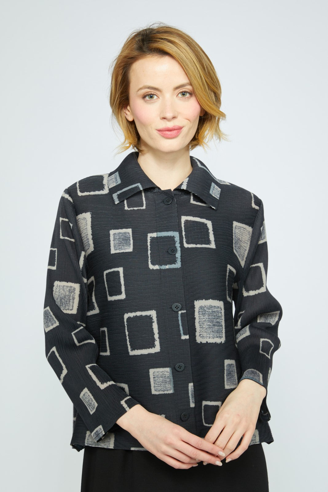 PARISIAN PLEATS JACKET